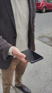 🚨¡Alerta!🚨 No pueden hackear tu celular solo con una llamada. Los delincuentes engañan para que reveles datos o instales apps falsas. ❌ No abras enlaces raros 🔒 Descarga solo apps oficiales 📞 Denuncia al 942 439 245 o a la Dirección de Ciberdelincuencia de la Policía Nacional del Perú . | Ministerio del Interior del Perú