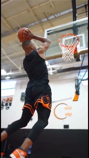 Air Jordan 1 Mid Shattered Backboard Review #Jordan1Mid #SBB #AJ1 #Sneakers #Nike