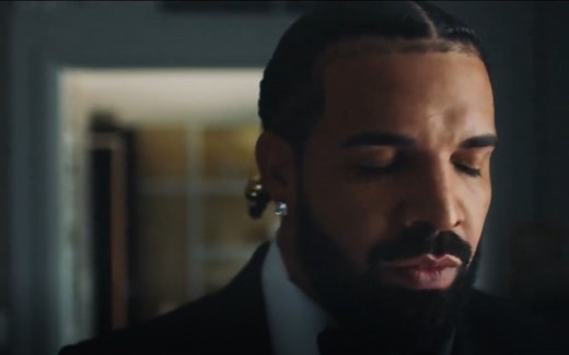 【最新MV速递】Drake最新单曲《Falling Back》（官方高清版+歌词版）双版MV精彩呈现。