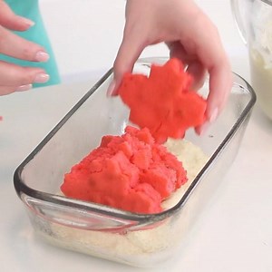 3K views · 28 reactions |  Surprise Canada Flag Cake  Slice to reveal a maple leaf inside!  Full recipe at www.youtube.com/pankobunny  #dessert #foodstagram #instafood #foodporn #instagood #canadaday #canada #canada150 #baking #recipe #cooking #tutorial #diy #pankobunny | pankobunny | Facebook