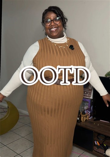 OOTD plus size work fit ideas | neutral tones outfit