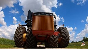 59 reactions | Versatile 460 tractor video clip. #versatile #versatileag #farm #tractor #farmhandmike | Farmhand Mike | Facebook