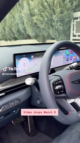 2025 Genesis GV80 Coupe Review: Luxury SUV Spotlight