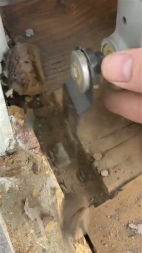 Tipps/ Tricks/ hack/ tools/ Parkett/ Holz/ Kleber/ Vinyl/ sanieren/ Fliesen/ kitten/ bohren/ sägen