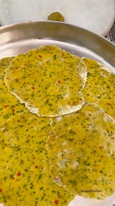 Traditional holi special besan methi and urad dal ki papadi #recipes #goodfood | Spoonofflavours : Zaiko Ka Chammach