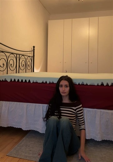 Tall Beds Ideas: How to Style & Find Princess Bedsheets