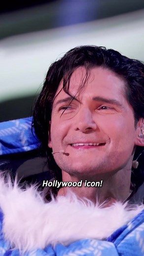 I'm flipping out to see #CoreyFeldman under the #SealMask! If you missed this reveal, stream the latest episode of #TheMaskedSinger now on @hulu!