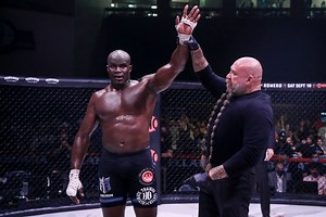 2021年8月21日Bellator 265期 – 直播[全程视频] Kongo vs. Kharitonov