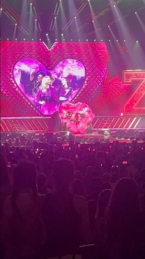 Life is Sweeter Descendants Rise of Red Worlds Collide tour. #worldscollide #riseofred #descendants4