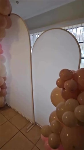 🎈✨ Custom balloon decor for unforgettable events! ✨🎈 Make your celebration stand out with unique designs. Book now! 🎉💖 #BalloonDecor #PartyDecor #CustomDecor #EventPlanner #Balloons #PartyTime #BalloonGarland #EventDecor #celebration