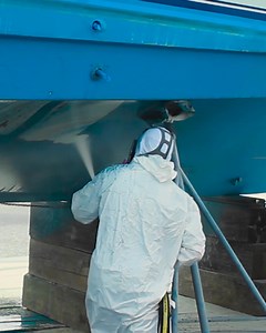 Dustless Blasting is here to get you back on the water where you belong!🚤 Find out more at https://hubs.li/H0TbzR40 | Dustless Blasting