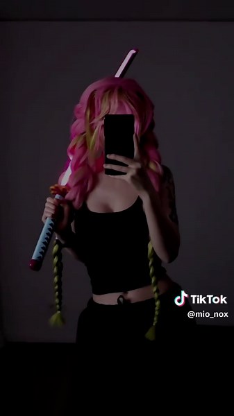 Wig Styling for Mitsuri Kanroji Cosplay