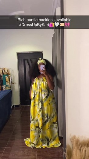 Rich auntie backless Dress💰☺️ WhatsApp (0209708939)#ghanatiktok🇬🇭 #fyppppppppppppppppppppppp #dressupbykari🛍 #viralvideo #Fyp #Foryoupage #tiktokghana🇬🇭 #tiktokgh #richaunty ☀️🥰