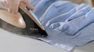 Détendez vous, avec la nouvelle centrale vapeur Philips PerfectCare Elite Plus - la plus puissante et intelligente de nos centrales vapeur pour un repassage sans effort. | Philips France