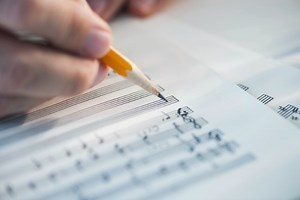 Music Composition Tutor Online | 1-on-1 Online Composition Lessons with a Teacher | MusicTutorOnline