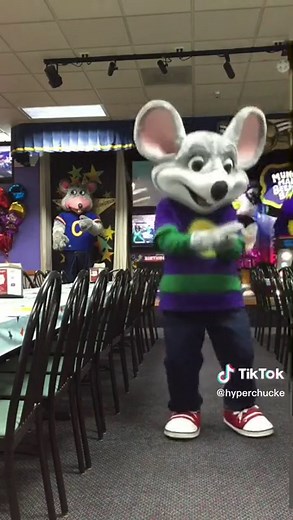 Chuck E. Cheese Happy Dance Performance