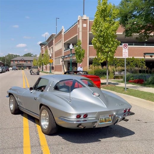 1963 Chevrolet Corvette Sting Ray