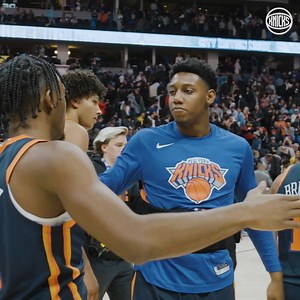 Post-game vibes after the dub in Denver 🔊 | New York Knicks