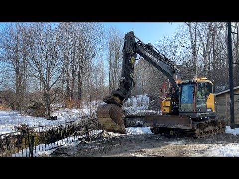 Köp Grävmaskin Volvo ECR145EL på Klaravik