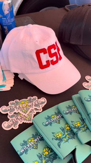 Our Holiday Market at the West Ashley Pub is in full effect and stocked with the perfect gift ideas and baked goods for those last minute gifts! 🎁 🍪 Come by and get a complimentary @wickedweedbrewing pint from our sponsors @iqfiber and fill up on all you can eat oysters. 🦪 🍺 Here til 4pm! @yumyumcandiedfruits @sacred_rootz @_bakehana_ @just.happies @gigithehealer74 @angeldiapercakesandcrafts @yourhouseholdhero @kingdomartifacts7 @stressbakersc @stufffd_chs @abiteofcharleston | Charleston Spo