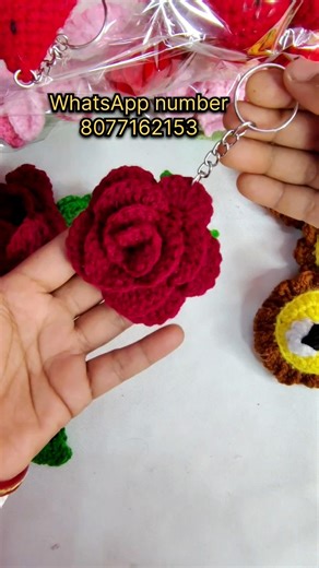 Cute Rose Keychain 🌹 Crochet 😍#crochet #diy #viralshots #trending #smallbusiness