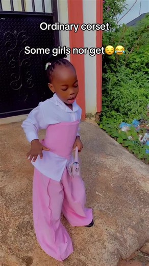 Exploring the Ordinary Corset Trend Among Girls