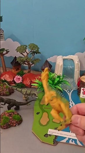 Spinosaurus Fun Fact | The Giant Swimming Dinosaur!