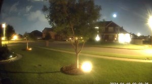 2.2M views · 3.3K reactions | SOUTHWEST JET FLIES 400 FEET OVER...