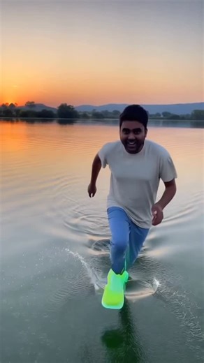 SAM | Limitless Vlogger🪄 on Instagram: "Water walking shoes😱🥾 . . . . . . {viral,fyp,viralaivlog,waterwalkingshoes,trendingreel}"