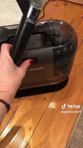 Dubinski usisivač HouseCate Spot Clean Pro - Recenzija