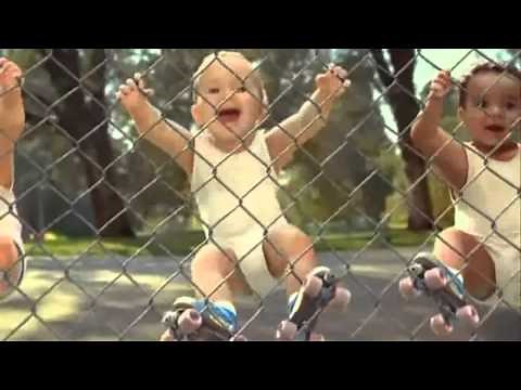 Bebés Patinando - Evian "Roller Babies"