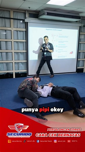 PERTOLONGAN CEMAS 🚑 Cara Memeriksa Pernafasan ❗️ Antara modul latihan lanjutan yang dikongsikan kepada Pegawai Keselamatan Zon Sandakan baru-baru ini. Ilmu asas yang sangat penting kerana tindakan pantas dan tepat boleh menyelamatkan nyawa. Disclaimer: Latihan dikendalikan oleh tenaga pengajar profesional daripada Unit Kecemasan Hospital Kerajaan. #SecuridoTeam #SecuridoSandakan #PertolonganCemas #LatihanKeselamatan #ReadyToRespond | Securido Team
