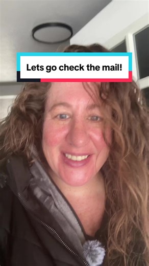 Mail time friends! Thanks for walking with me! #roadto10k #help #letsbefriends