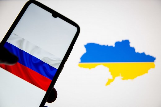 From Deepfakes to Manipulated Pics: A Collection of Rumors About the Russia-Ukraine War