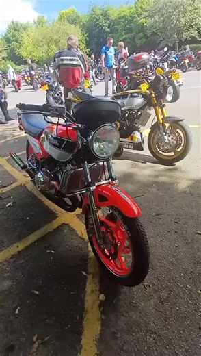 Yamaha RD350LC Special: A Classic Motorcycle Review