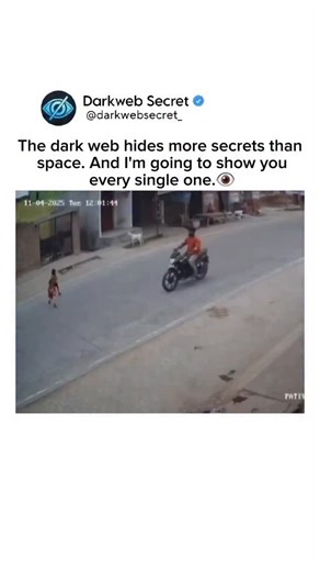 Darkweb Secret on Instagram: "Just @darkwebsecret_ 日本利用压电瓷砖将脚步转化为电能。这些瓷砖捕捉来自你脚步的动能。当你行 走时,你的重量和动作会对瓷砖产生压力。瓷砖会轻微弯曲,从而产生机械应 力。瓷砖內部的压电材料将这种应カ转化为电能。每一一步都会产生少量电荷,而 数百万步结合在一起就能产生足够的电力来驱动ED灯、数字显示屏和传感器。 在像涩谷车站这样繁忙的地方,每天大约有 240万个脚步为这一系统作出贡献。 这些电能可以被储存或立即使用,从而减少对传统电カ来源的依赖,井支持可持 续的城市基础设施。这神方法将日常运动转化为实用的可再生能源#日本 #知识 #事实#你知道吗 #推荐 #科技 #创新 #历史#技术#实验 #热门"