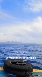 1.2M views · 41K reactions | Lagu Nostalgia Lama... (Ku menanti .. Lola Drakel ( Duet Cover) Jangan lupa Kunjungi akun YouTube Nyong Java.. Pelabuhan Larantuka.... menuju Lembata.... Flores- NTT. | Valentino | Facebook