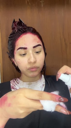 Perla.🌸 on Instagram: "Recuerden que el exceso de tinte en la piel me lo quito con el removedor de tinte de la marca colortech🙂‍↔️ #cambiodelook💇 #peliroja #tinterojo #colortech #tintekuul @colortech_ h"