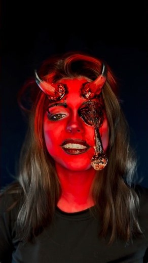 Horror Halloween Makeup & SFX Transformation | Bloody Mary 🖤 #sfxmakeup #devil #makeup #cosplay