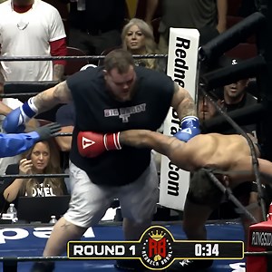 XL Fighters Have It Out in CRAZY Boxing Match 😲 | Nick Savage