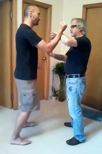 Kaufman Wing Chun internal force demonstration