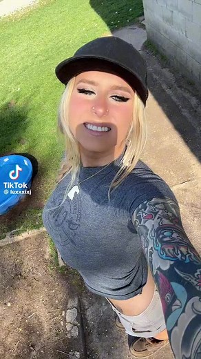 Alexis XJ (@thequeenxj_fans1)’s videos with original sound - Alexis XJ