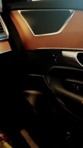 2021 Volvo xc90 T6 momentum lock