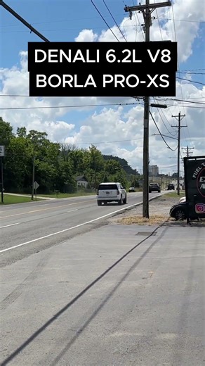 2015 GMC Yukon Denali 6.2L V8 w/ Borla ProXS!