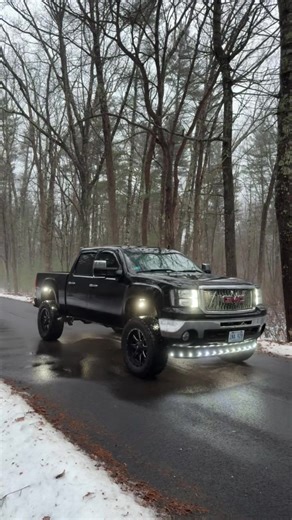 Cowl Hood Loading for GMC Sierra Trucks