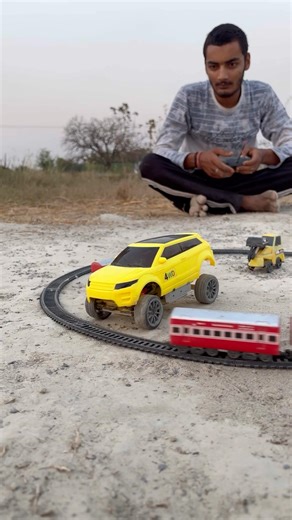 RC Range Rover monster car train Patari