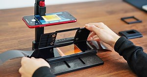 Lomography全新第二代底片掃描器發佈，利用手機或相機就能快速掃描底片分享與保存