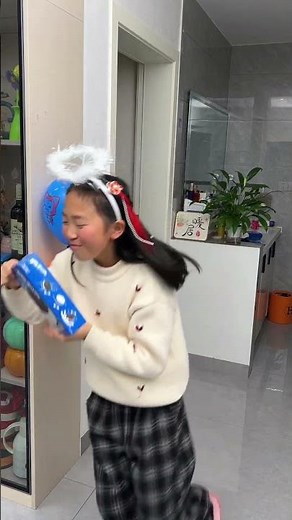 Cool Items! 🥰 Unboxing blind boxes of candy #Funnyfamilygames