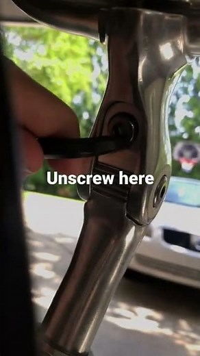 How to adjust handle bars
