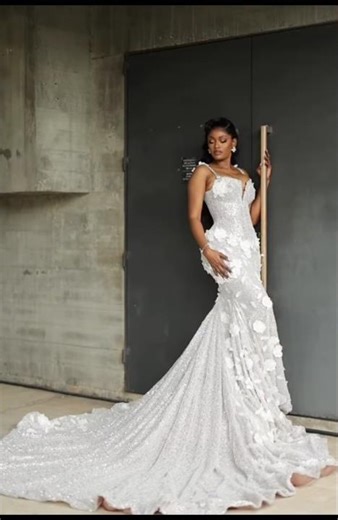 How can someone be this Beautiful? A very Gorgeous Bride in her dream Wedding Gown #watchtillend